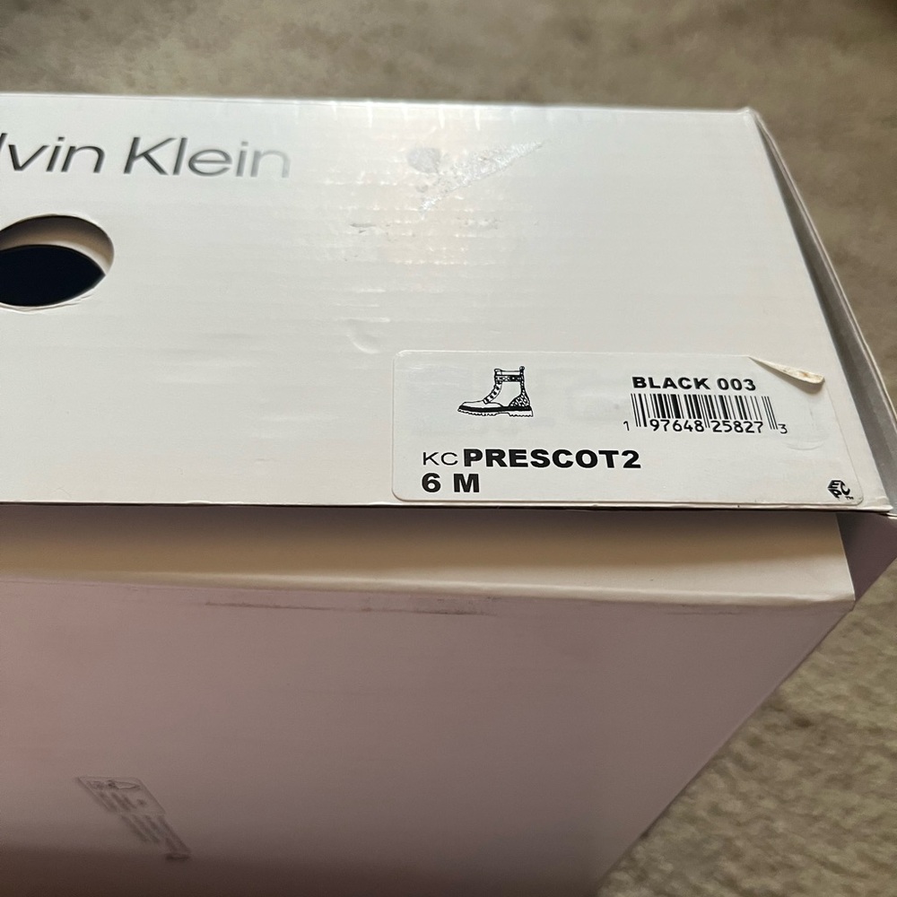 Calvin Klein Prescott boots brand new never ever worn.